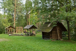 Tellingumäe puhkeplats. Foto: (CC) Ivo Kruusamägi / Wikipedia