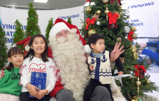 Jõuluvana Busanis Koreas. Foto: Finnair