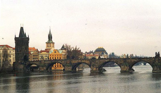 Praha Karli sild. (C) Kaido Einama 1997
